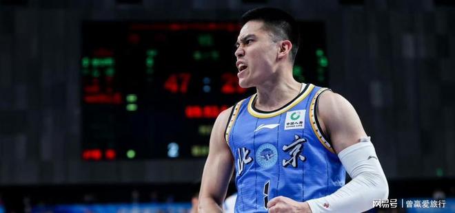 巴黎圣日尔曼压制阿斯顿维拉反击